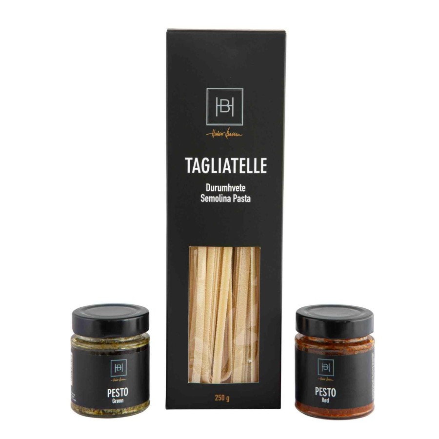 Kjokken Kremmerhuset | Halvor Bakke Gavesett Med Pasta Og Pesto